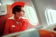 Ngắm vẻ đẹp mỹ miều của tiếp viên hàng không Nga