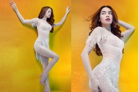 Hà Hồ khoe đường cong với váy bó