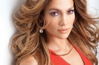 Để ca sĩ Jennifer Lopez khoe vòng 3 bốc lửa, bộ trưởng bị kêu gọi từ chức