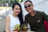 Ca sĩ Tuấn Hưng khoe tóc húi cua bên vợ