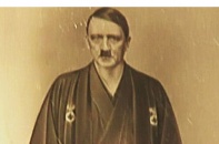 Bức ảnh kỳ lạ của trùm phát xít Hitler chưa từng được công bố