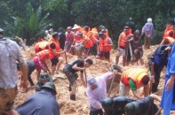 Quảng Ninh: Mưa lũ sạt lở kinh hoàng, 14 người chết và mất tích