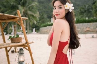Hoa hậu Kỳ Duyên khoe lưng gợi cảm