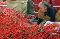 Nông sản xuất khẩu bị ép giá sau bất ổn đồng nhân dân tệ