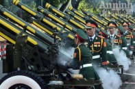 Diễn tập nghi thức bắn 21 phát đại bác chào mừng 70 năm Quốc khánh 