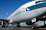 Máy bay Cathay Pacific hạ cánh khẩn cấp do động cơ bốc cháy