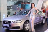 Ngắm chân dài tại triển lãm ôtô quốc tế Việt Nam 2015 (phần 2)