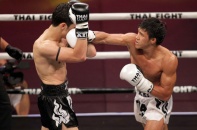 Võ sĩ Duy Nhất gây sốc tại Thai Fight Vietnam 2015