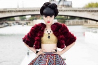 Người mẫu Jessica Minh Anh không cần người "chống lưng"