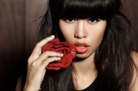 Hà Anh: Các người đẹp thường cạnh tranh bằng cách chơi xấu nhau 