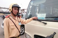 Hà Nội: Phát hiện nhiều xe khách giả xe buýt đón, trả khách tùy tiện 