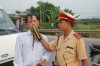 Những lỗi vi phạm giao thông bị tăng mức phạt từ 1/8/2016