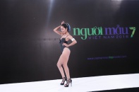 Vietnam’s Next Top Model: Thi sinh "phá bỏ mọi giới hạn" trong trang phục áo tắm 