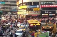 Đài Loan: Cả nghìn người chen lấn cuồng bạo vì Pokemon Go