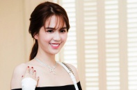 Ngọc Trinh mua sim điện thoại chục tỷ đồng làm từ thiện