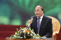 Thủ tướng đọc thơ Macxim Gorki tặng chị em phụ nữ