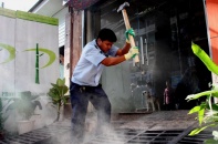 Chủ tịch TP.HCM: Phải thông báo cho người dân trước khi “đập vỉa hè”