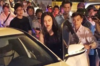 Lố lăng chiêu trò PR của showbiz Việt
