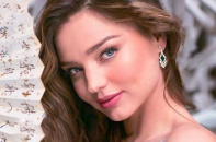 Miranda Kerr sở hữu đôi môi gợi cảm nhất thế giới