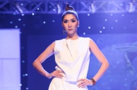 Ngọc Quyên tái xuất ấn tượng trên sàn diễn thời trang