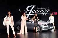 Dàn "chân dài" sexy tại Mercedes-Benz Fascination 2017 