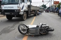 Xe "điên" gây tai nạn liên hoàn, người nằm la liệt trên đường phố