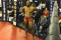 Võ sĩ MMA Donshay White bị đánh chết trên sàn đấu