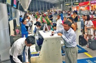 Mời công an điều tra lộ thông tin khách đi máy bay