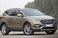 Huyndai SantaFe giảm 230 triệu, ô tô SUV 7 chỗ dìm giá xuống đáy