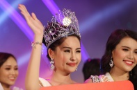 Ban tổ chức thừa nhận Ngân Anh không đủ tiêu chuẩn thi Hoa hậu Đại dương