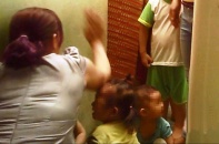 Chính phủ yêu cầu báo cáo hàng loạt vụ bạo hành, sát hại trẻ