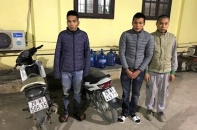 Nhóm côn đồ “khủng bố” nhà dân bằng “bom bẩn” giữa thủ đô bị bắt gọn!