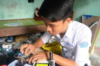 10x Quảng Nam sáng chế máy đo nồng độ cồn, gọi người thân trợ giúp