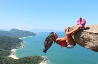 Sự thực bất ngờ về mỏm đá chụp được cả nghìn kiểu “sống ảo”