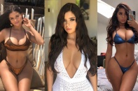 Demi Rose khoe vẻ sexy thân hình "vệ nữ"