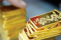Giá vàng hôm nay 5/6: USD tụt giảm, vàng chưa thoát đáy