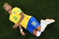 Thụy Sỹ chơi đòn bẩn, Neymar bị "chặt chém" nhiều nhất World Cup