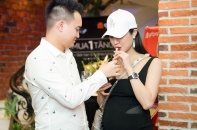 Diệp Lâm Anh bụng bầu đi sự kiện cùng chồng thiếu gia