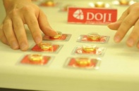 Giá vàng hôm nay 20/8: Đầu cơ USD, vàng mất cơ hội tăng giá