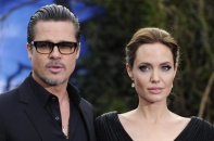 Angelina Jolie và Brad Pitt bí mật gặp nhau