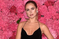 Kimberley Garner khoe vẻ thanh lịch