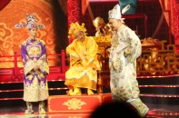 Ngọc Hoàng đòi huỷ buổi chầu để "đi bão" cùng Quỳnh búp bê