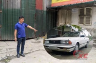 Bỏ quên ô tô 13 năm, ông chủ xuất hiện bắt đền 100 triệu