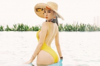 Mỹ nhân showbiz Việt khoe dáng gợi cảm với áo tắm "siêu nhỏ"