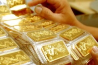 Giá vàng hôm nay 12/4: USD tăng, vàng tụt giảm