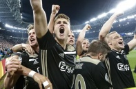 Ajax loại Juventus ở tứ kết Champions League