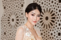 Hoa hậu Phương Khánh rạng rỡ trong vai trò người mẫu