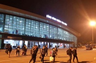 Hành khách gây gổ với nhân viên an ninh bị cấm bay một năm