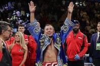Golovkin thắng trở lại sau 9 tháng thua Canelo