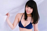 Owada Nana sexy với áo tắm nhân dịp 20 tuổi